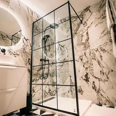 Le Majestic **** : Luxury T2 Plein Centre / V-rent Appartement *